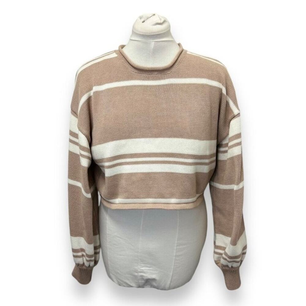 Women’s Cropped Knit Chunky Oversize Sweater With Tan White Stripes M